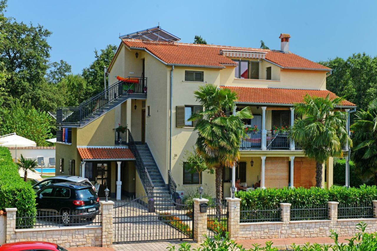Apartments Pilic Rosini Exterior foto